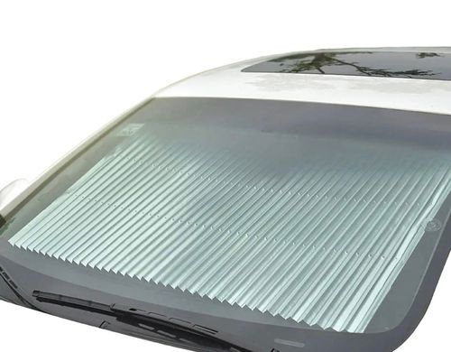 Авто шторка выдвижная солнцезащитная складная 70*150см, автомобильная штора на лобовое стекло Vehicle Shade на присосках, Черный